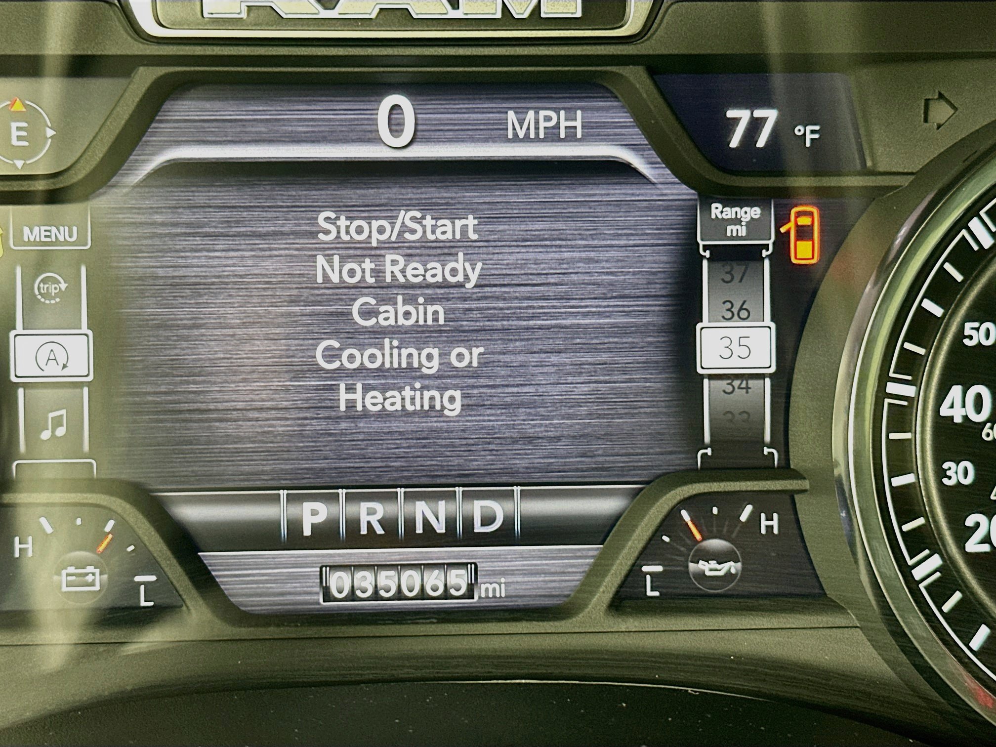 Used 2023 RAM 1500 Laramie AWD/4WD image 12