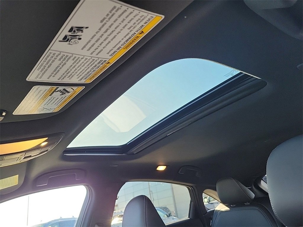 Certified 2025 INFINITI QX55 Essential image 11