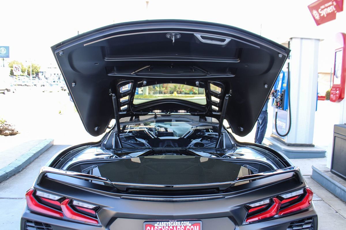 Used 2021 Chevrolet Corvette Stingray Premium Cpe w/ Z51 Performance Package RWD image 15
