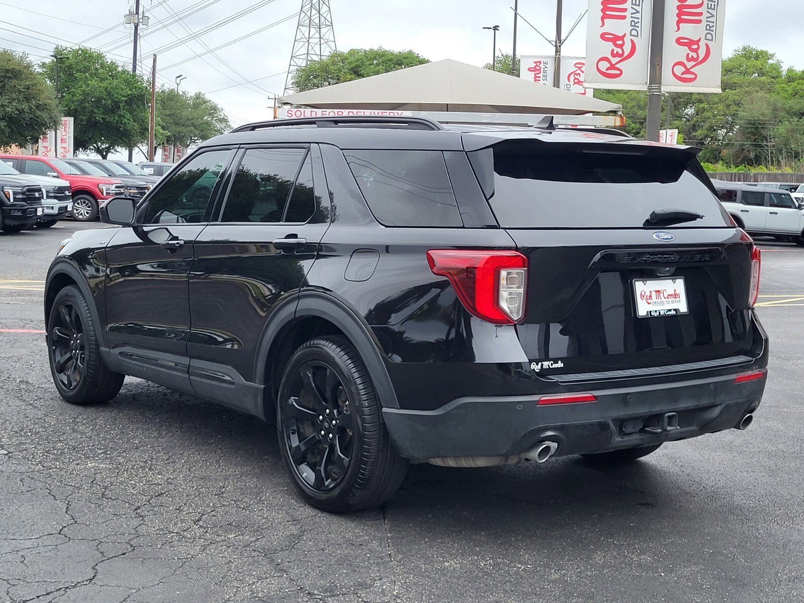 Certified 2024 Ford Explorer ST-Line w/ Class IV Trailer Tow Package RWD image 6