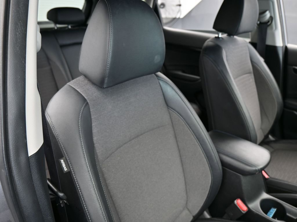 Used 2022 Kia Seltos S image 38