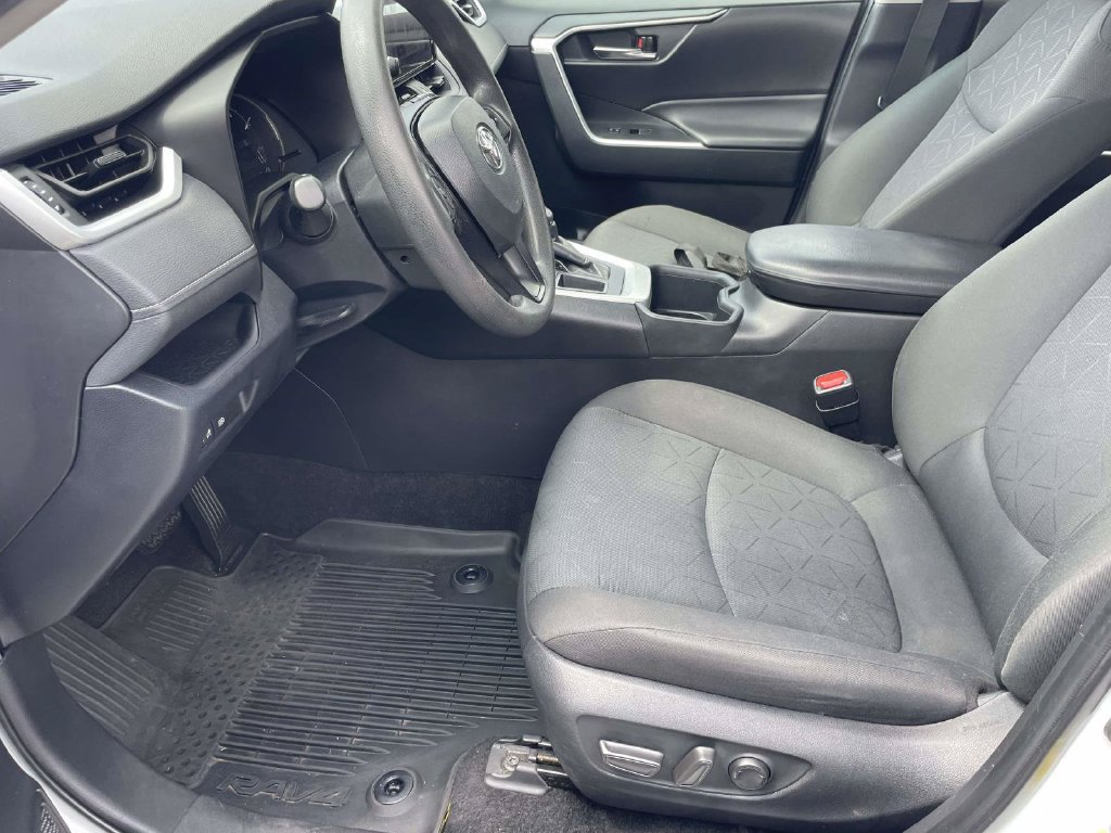 Certified 2024 Toyota RAV4 XLE FWD image 12