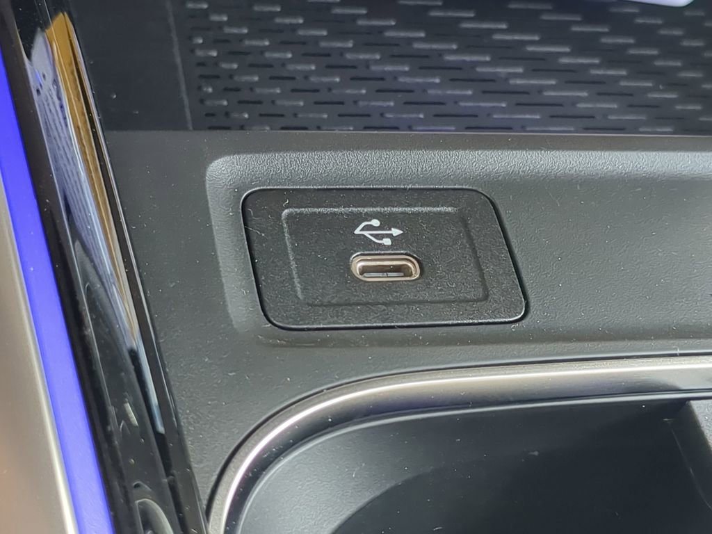 New 2025 Mercedes-Benz GLB 250 GLB 250 image 9