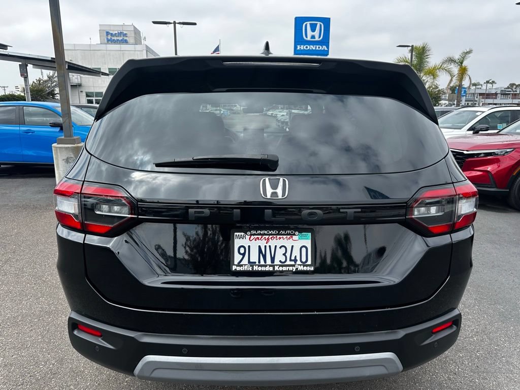 Used 2024 Honda Pilot EX-L image 6