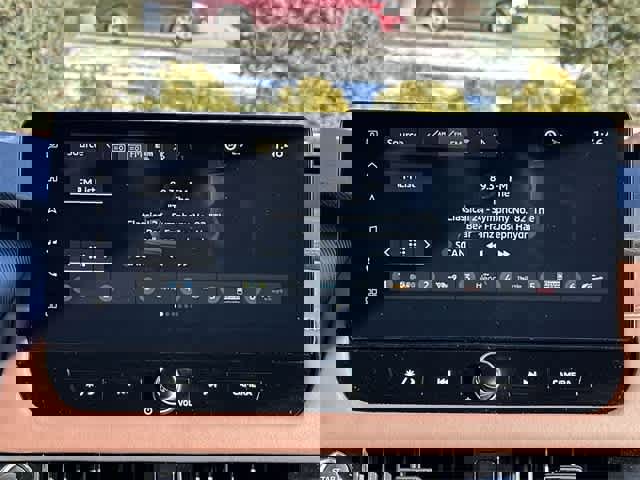 Used 2025 Mitsubishi Outlander GT image 12