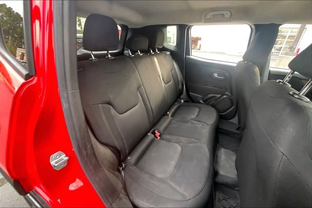 Used 2020 Jeep Renegade Sport FWD image 27