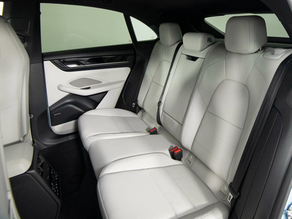 New 2026 Porsche Macan 4S Electric image 36