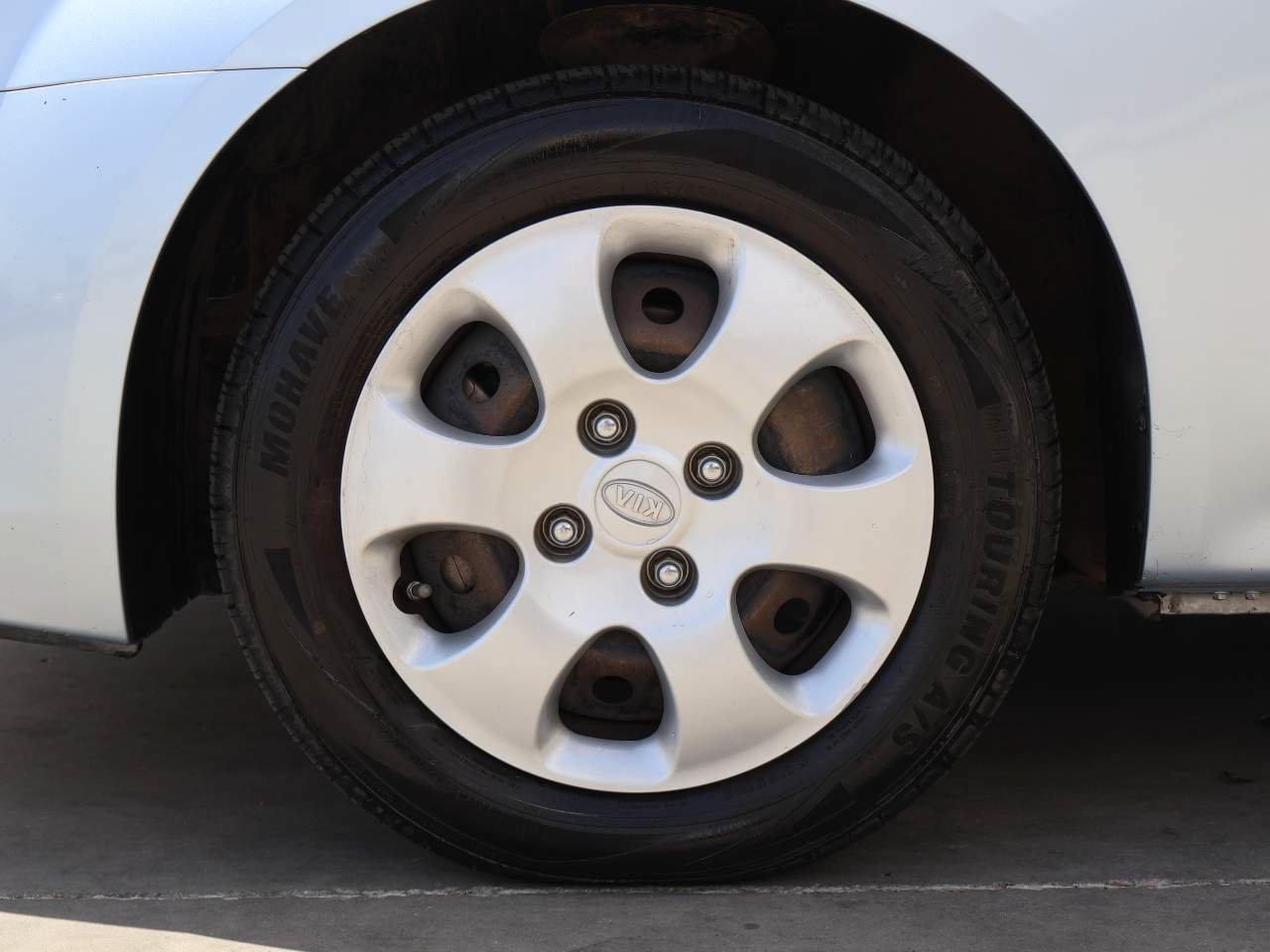 Used 2008 Kia Spectra EX FWD image 6