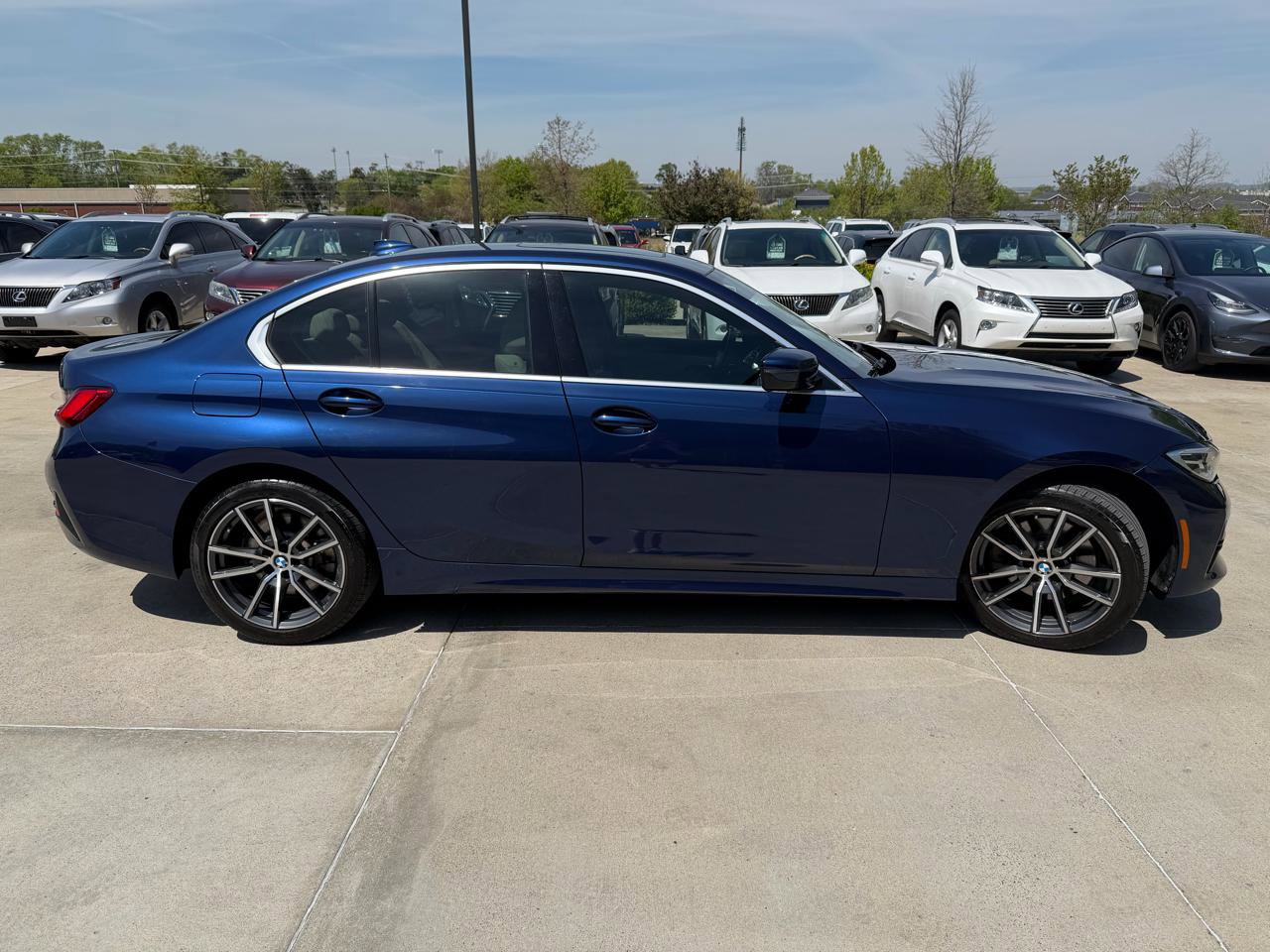 Used 2020 BMW 330i xDrive Sedan w/ Convenience Package AWD/4WD image 4