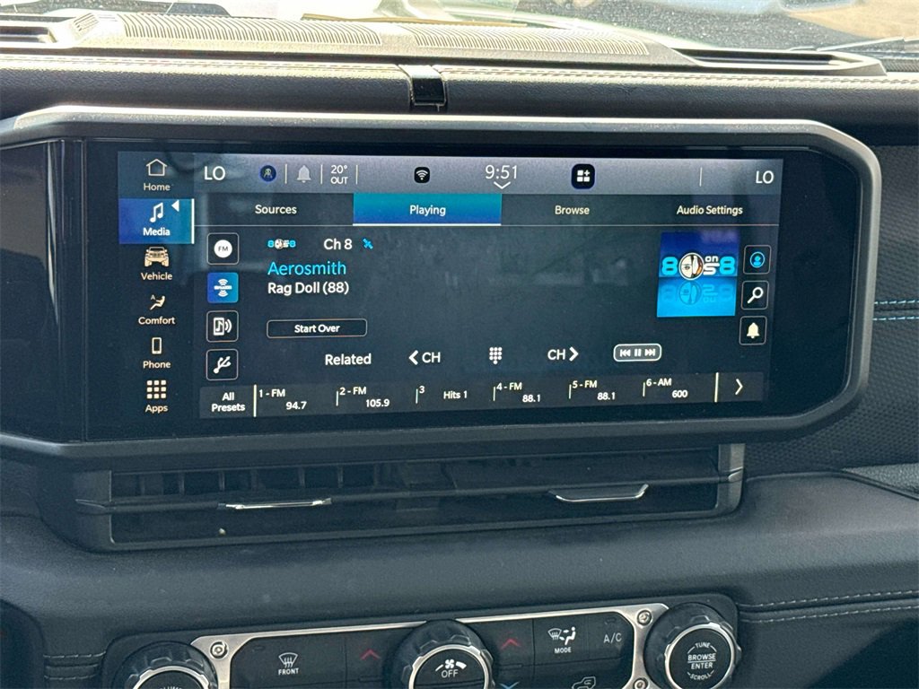 Used 2024 Jeep Wrangler Unlimited Rubicon 4xe image 19