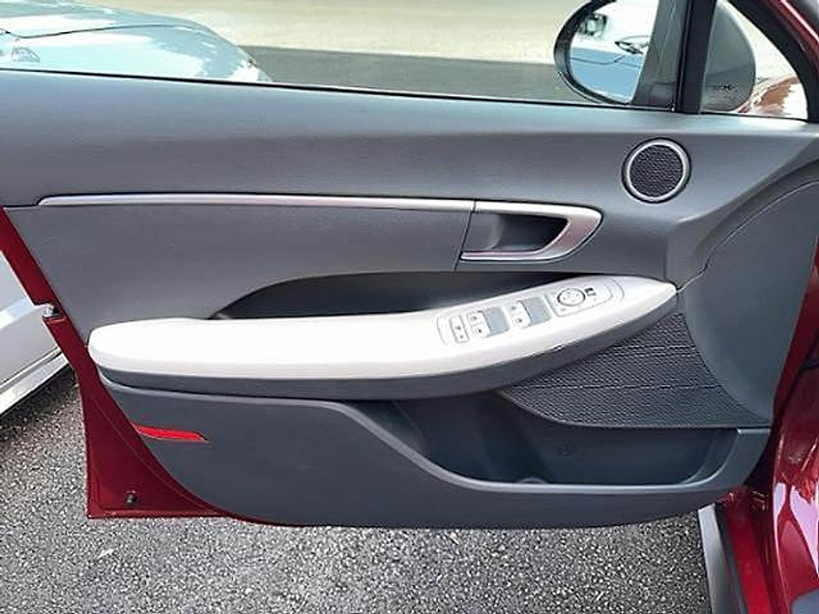 Used 2023 Hyundai Sonata SE image 11