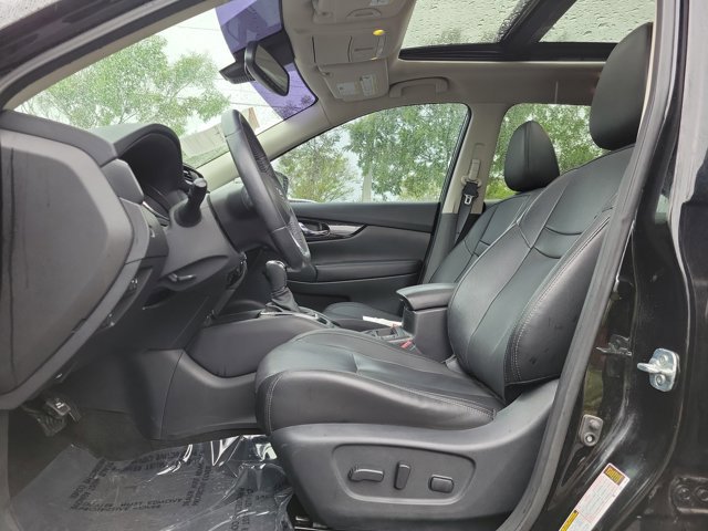 Used 2018 Nissan Rogue SL w/ Premium Package image 21