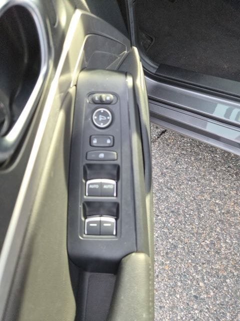 Used 2025 Acura Integra FWD image 19