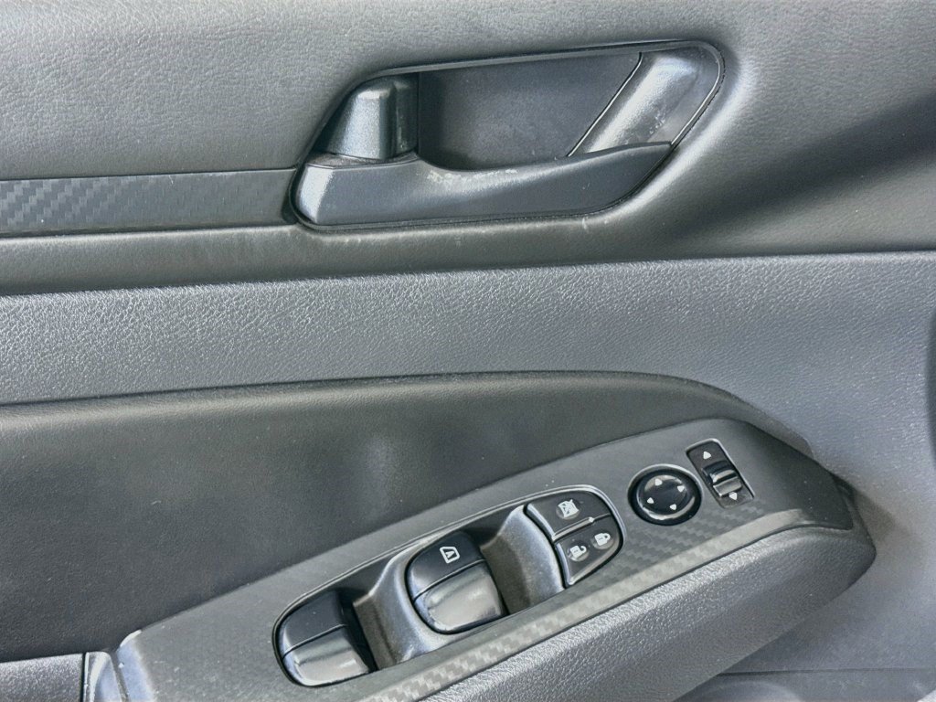 Used 2023 Nissan Altima 2.5 S FWD image 23