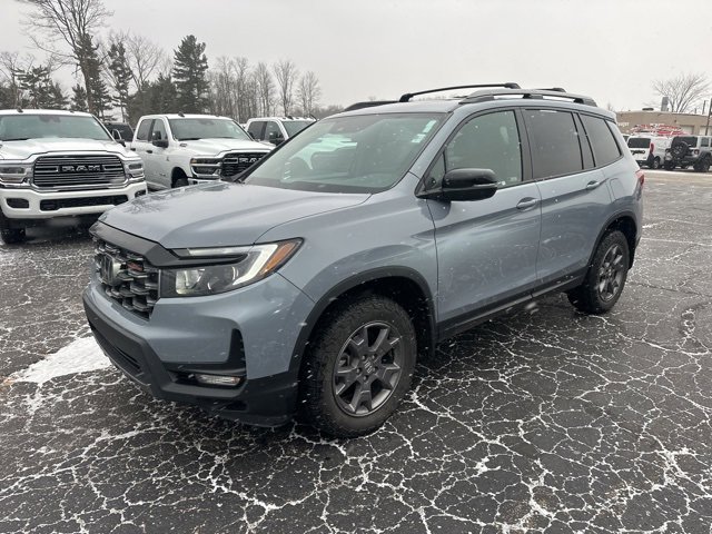Used 2024 Honda Passport TrailSport image 4