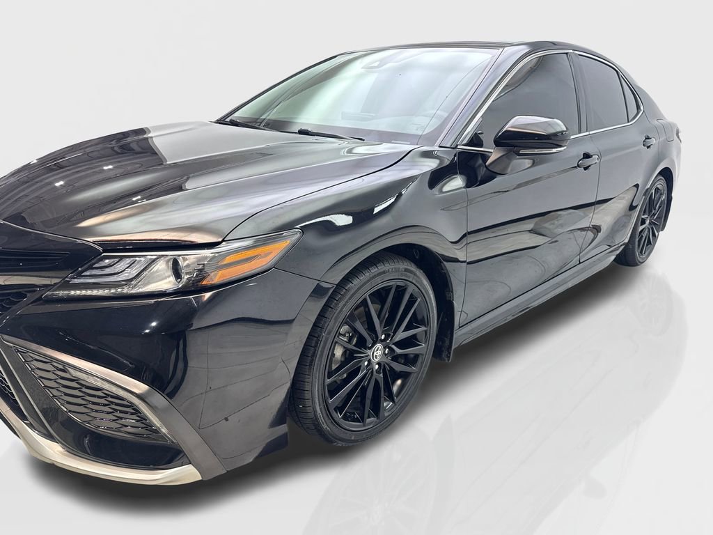 Used 2024 Toyota Camry XSE FWD image 11