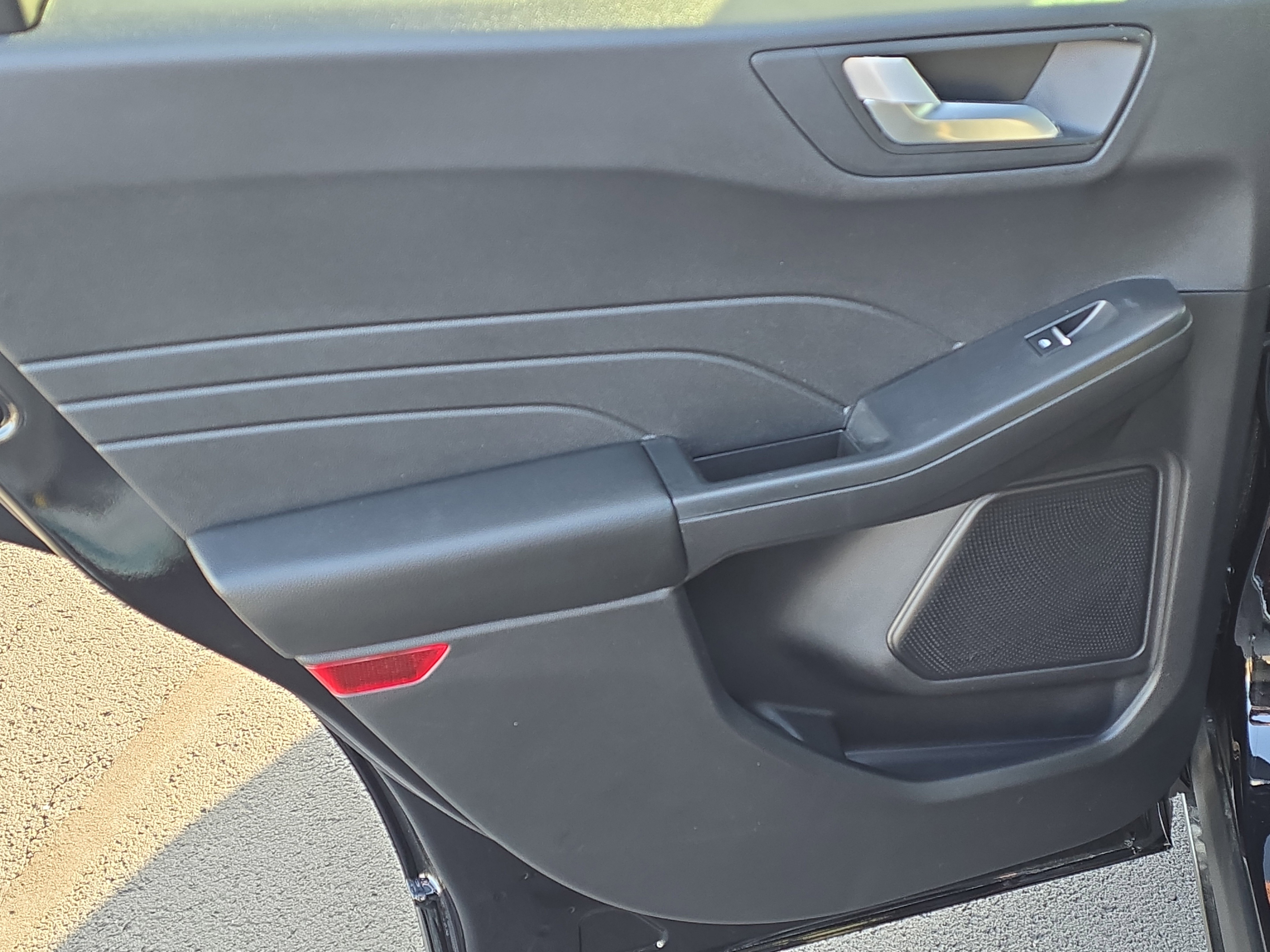 New 2025 Ford Escape ST-Line w/ Cold Weather Package image 10