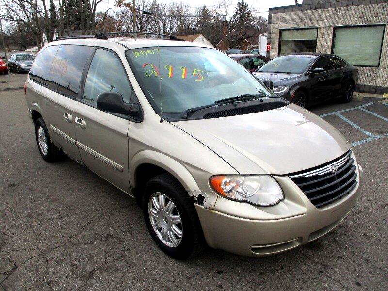 Used 2007 Chrysler Town & Country Touring