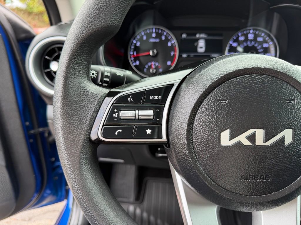 Used 2024 Kia Forte LXS image 16