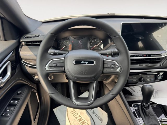 New 2026 Jeep Compass Latitude AWD/4WD image 12