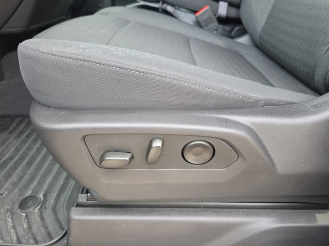 Used 2025 Chevrolet Silverado 1500 Custom w/ Rally Edition RWD image 16