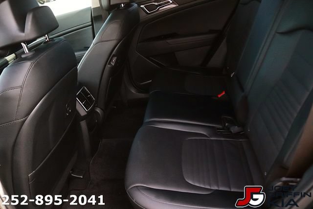 Certified 2025 Kia Sportage SX FWD image 16