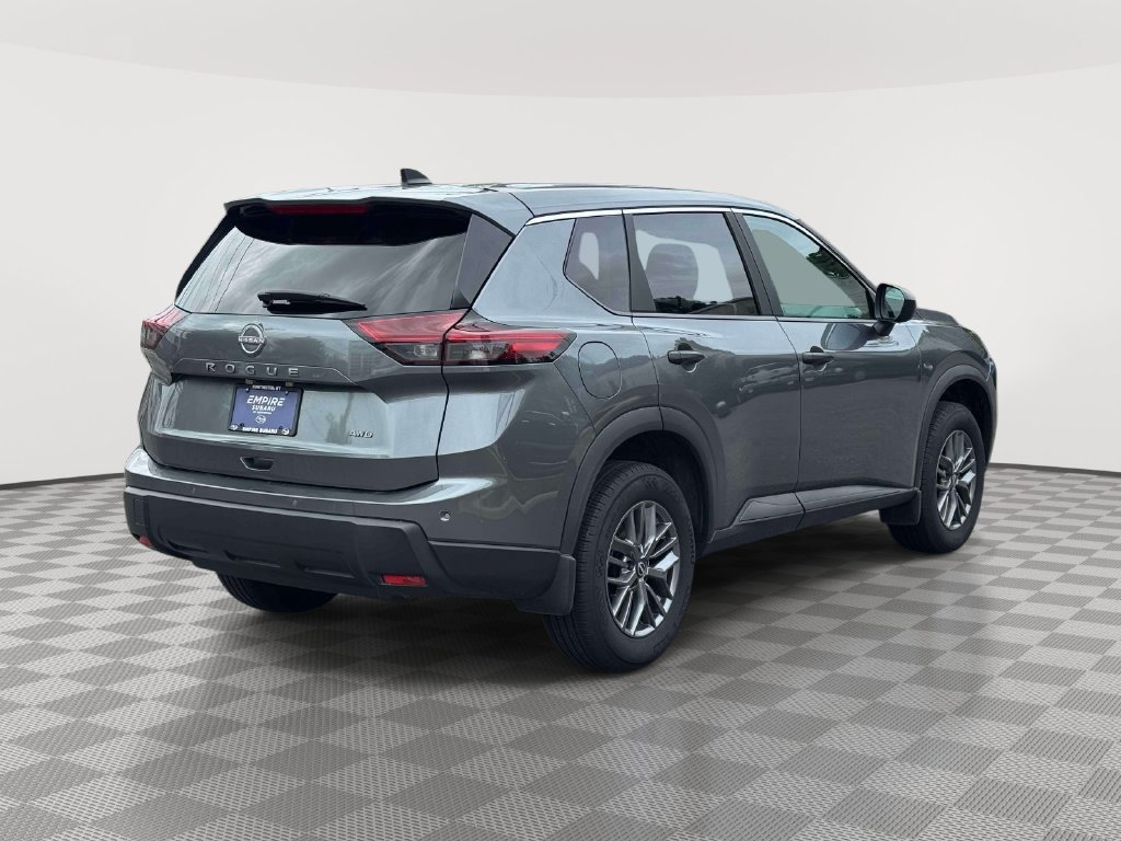 Used 2026 Nissan Rogue S AWD/4WD image 8