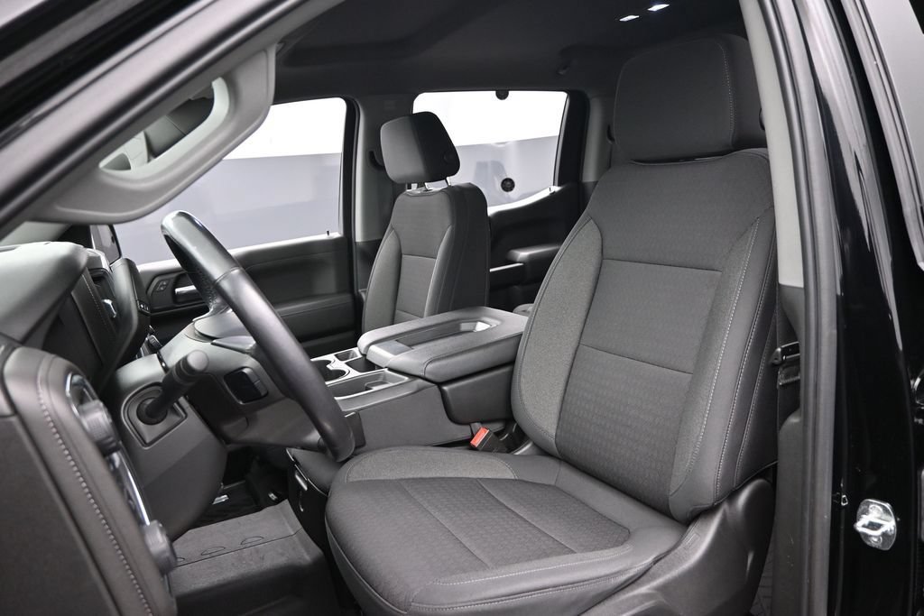 Used 2021 Chevrolet Silverado 1500 LT AWD/4WD image 16