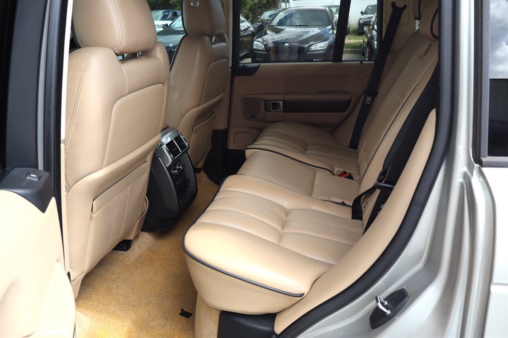 Used 2011 Land Rover Range Rover HSE LUX AWD/4WD image 20