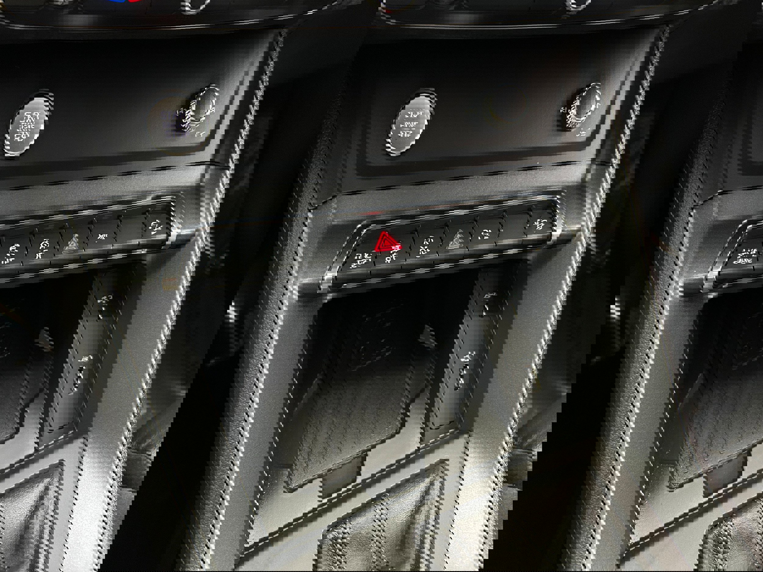 Used 2020 Audi Q3 2.0T Premium Plus w/ Premium Plus Package image 11