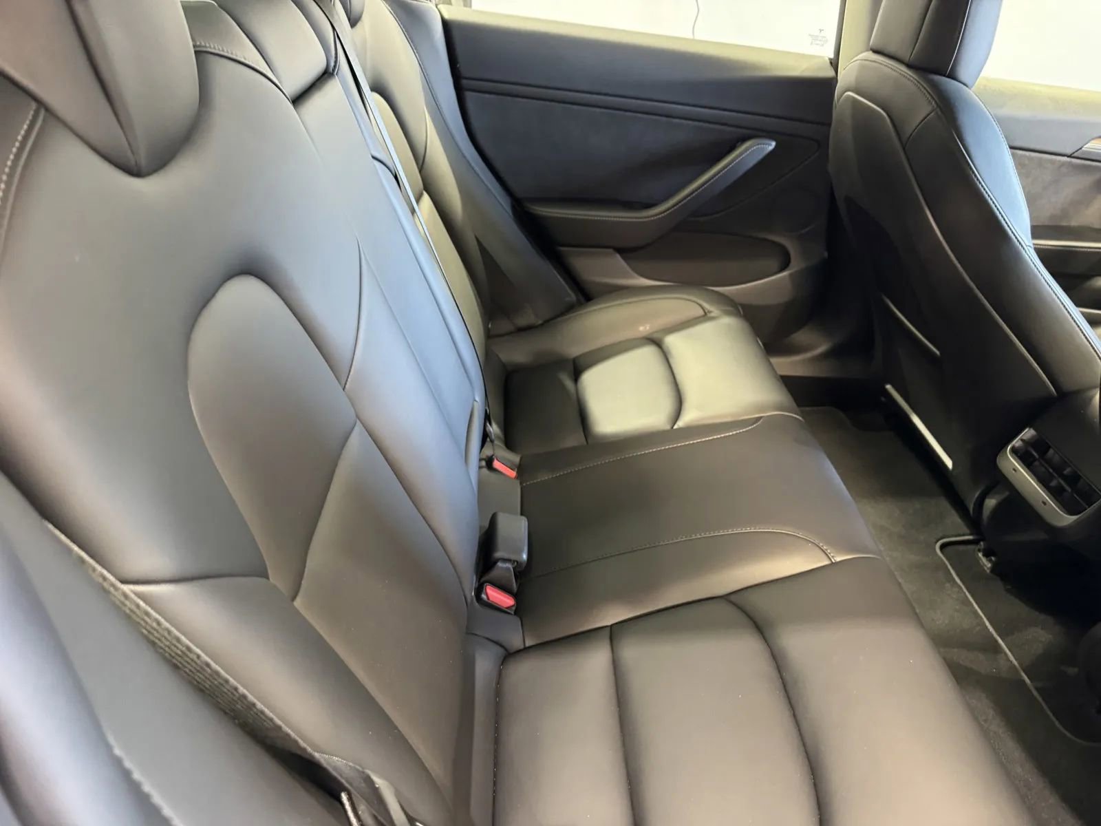 Used 2021 Tesla Model 3 Performance AWD/4WD image 8