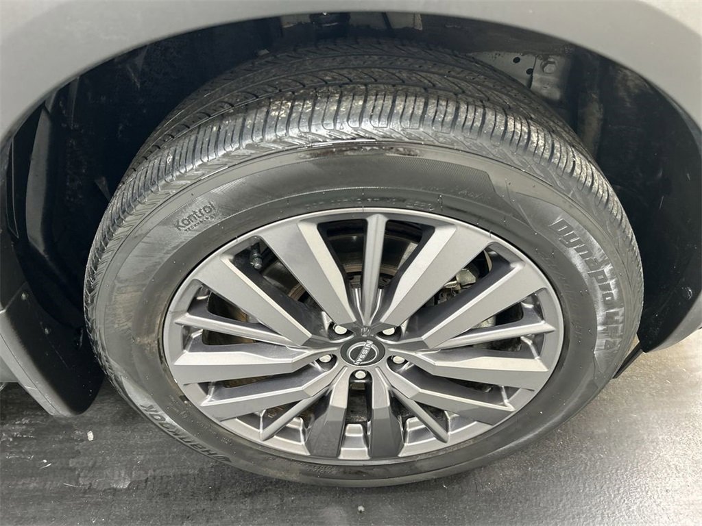 Used 2024 Nissan Pathfinder SL w/ SL Premium Package image 8