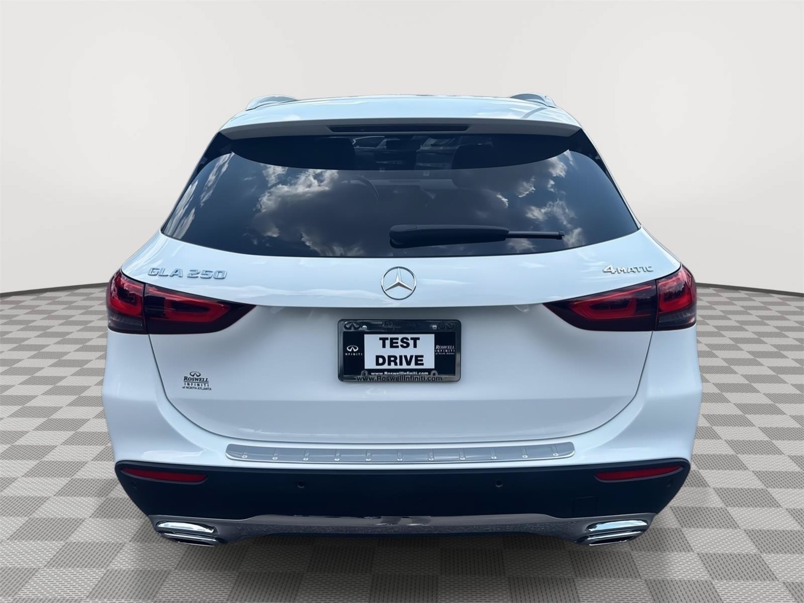 Used 2022 Mercedes-Benz GLA 250 4MATIC image 7