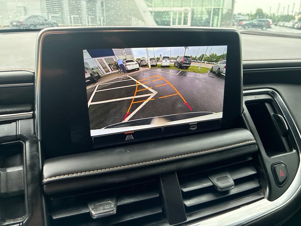 Used 2023 GMC Yukon AT4 AWD/4WD image 14