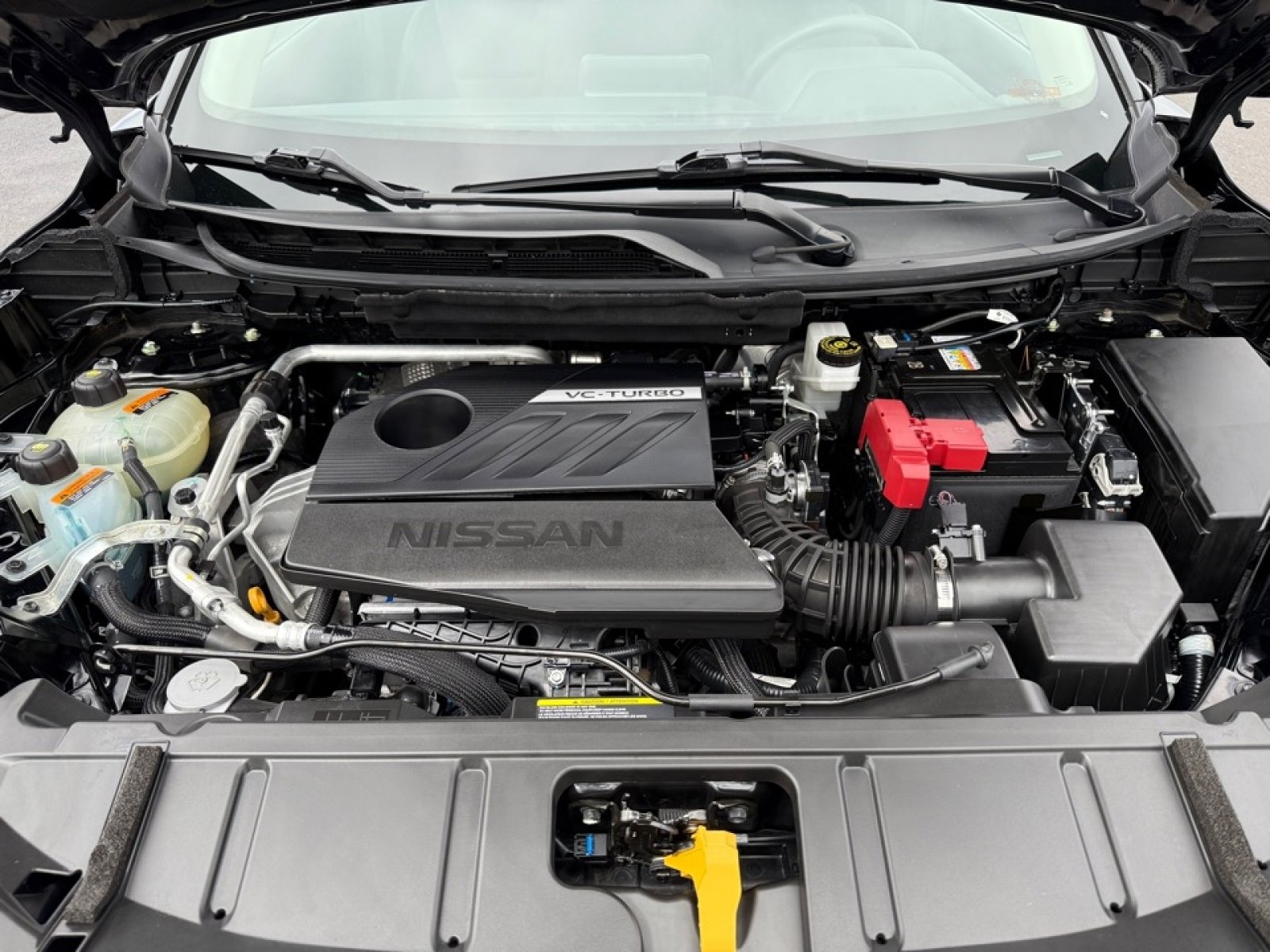 Used 2024 Nissan Rogue SV image 38