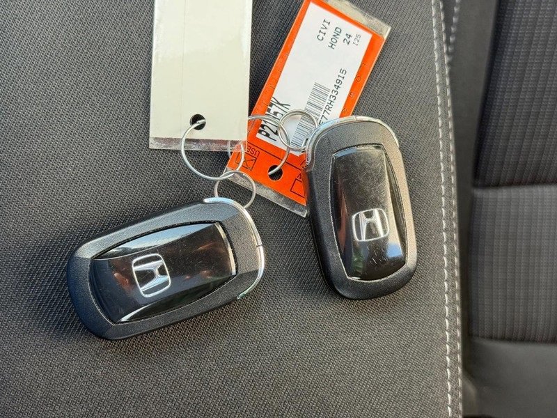 Used 2024 Honda Civic EX image 30