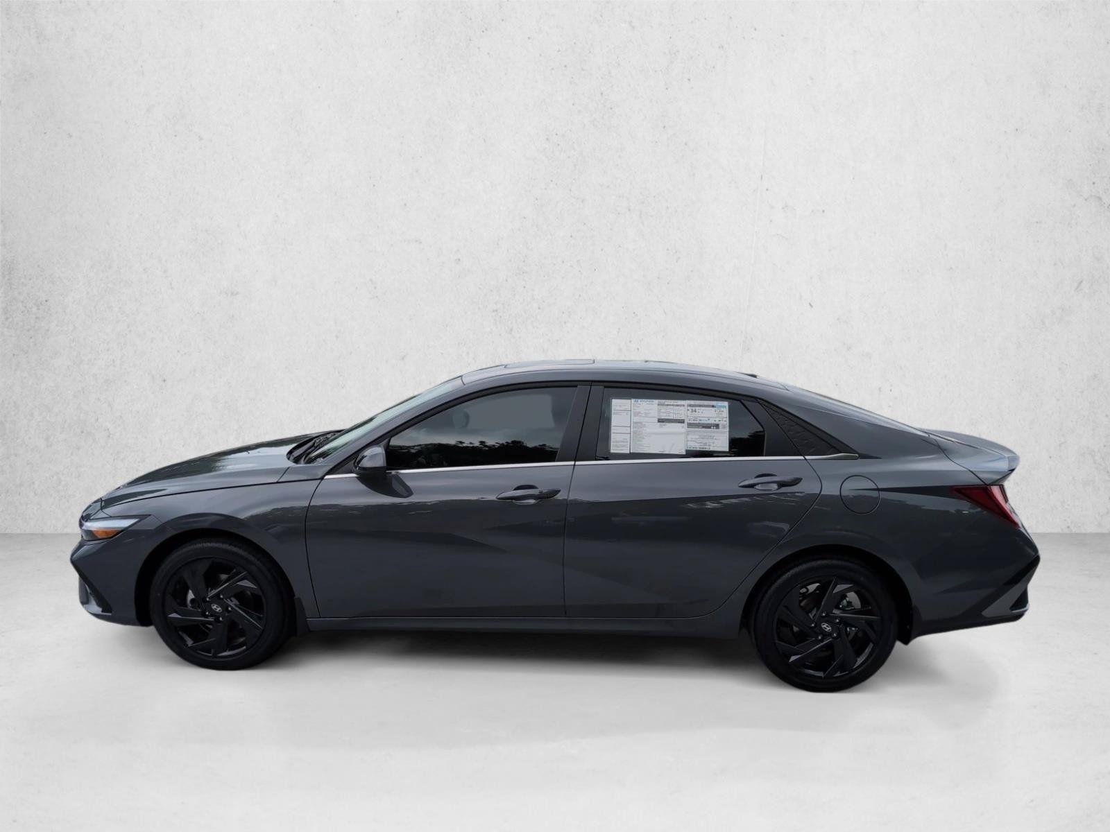 New 2026 Hyundai Elantra SEL Sport FWD image 5