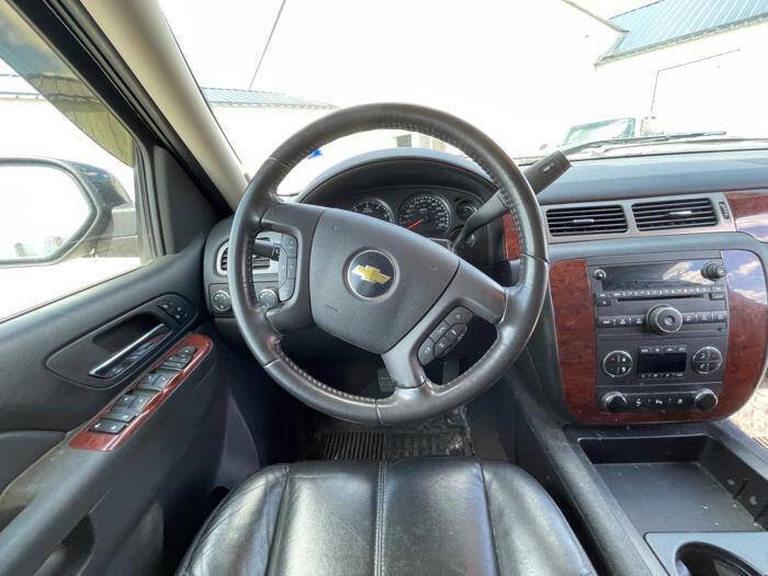 Used 2011 Chevrolet Silverado 1500 LTZ w/ LTZ Plus Package AWD/4WD image 33