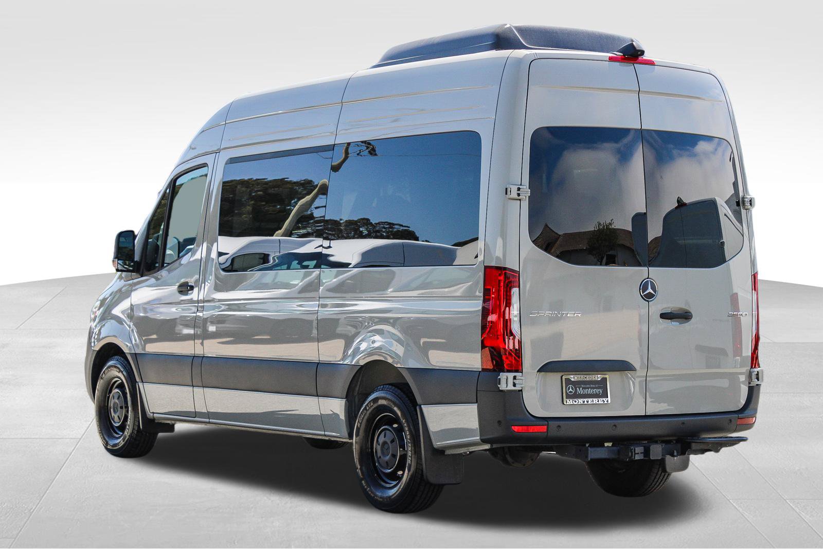 New 2025 Mercedes-Benz Sprinter 2500 image 6