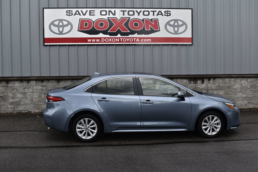 Certified 2026 Toyota Corolla XLE FWD image 8