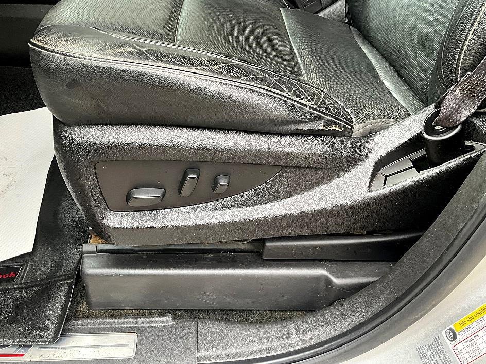 Used 2017 Chevrolet Silverado 1500 LTZ Z71 w/ Redline Edition image 16