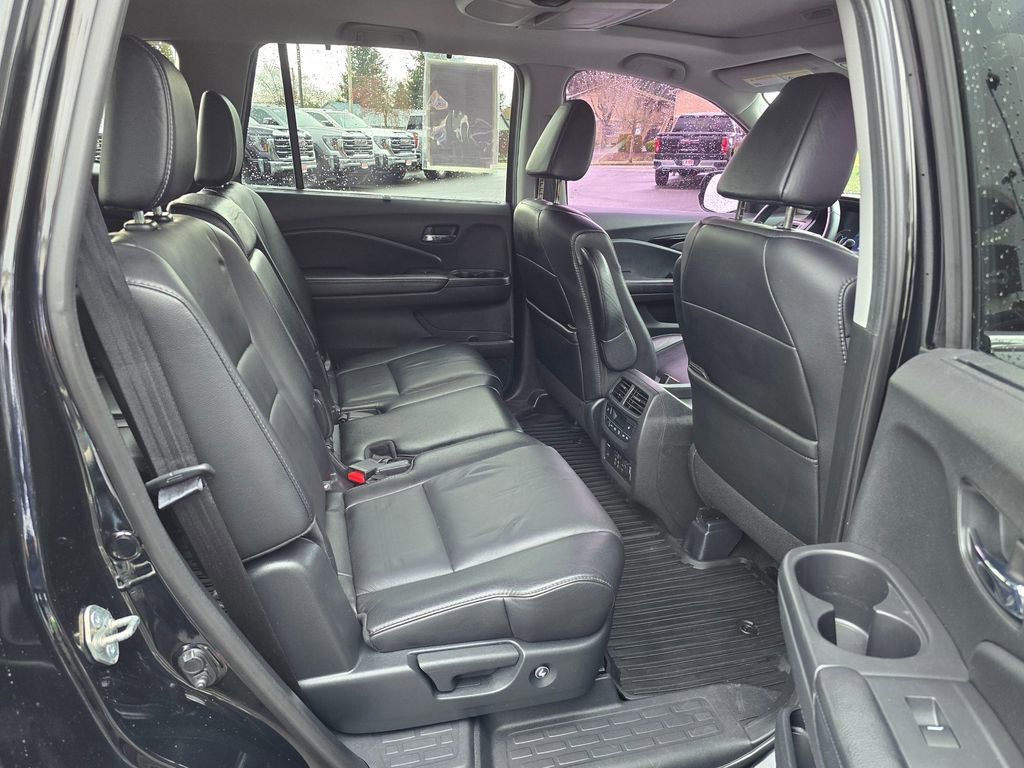 Used 2019 Honda Pilot Touring image 50