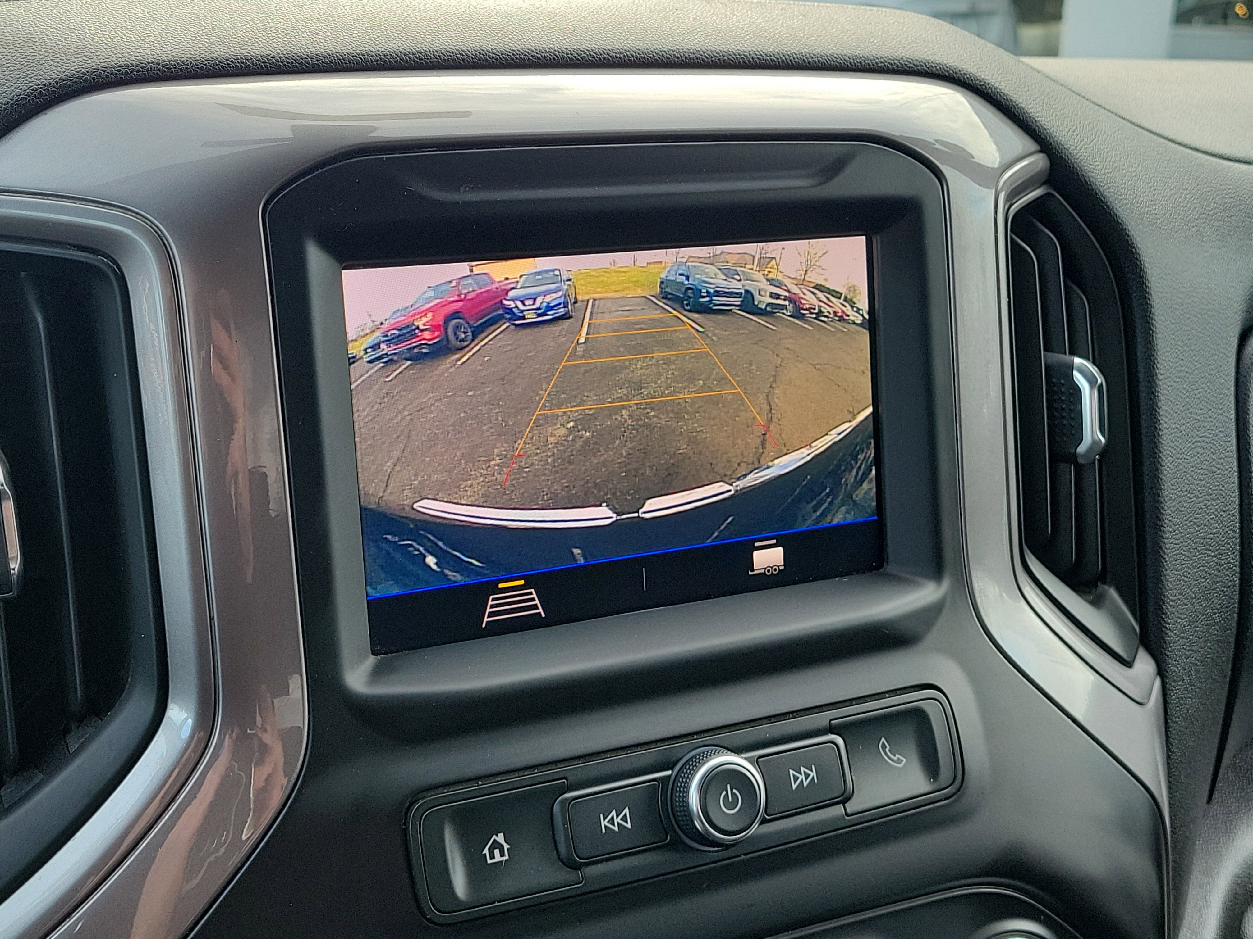 Used 2020 GMC Sierra 1500 4x4 Crew Cab w/ Sierra Value Package image 20