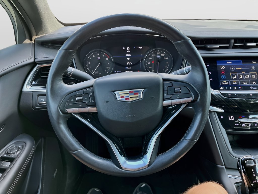 Used 2021 Cadillac XT6 Premium Luxury FWD image 11