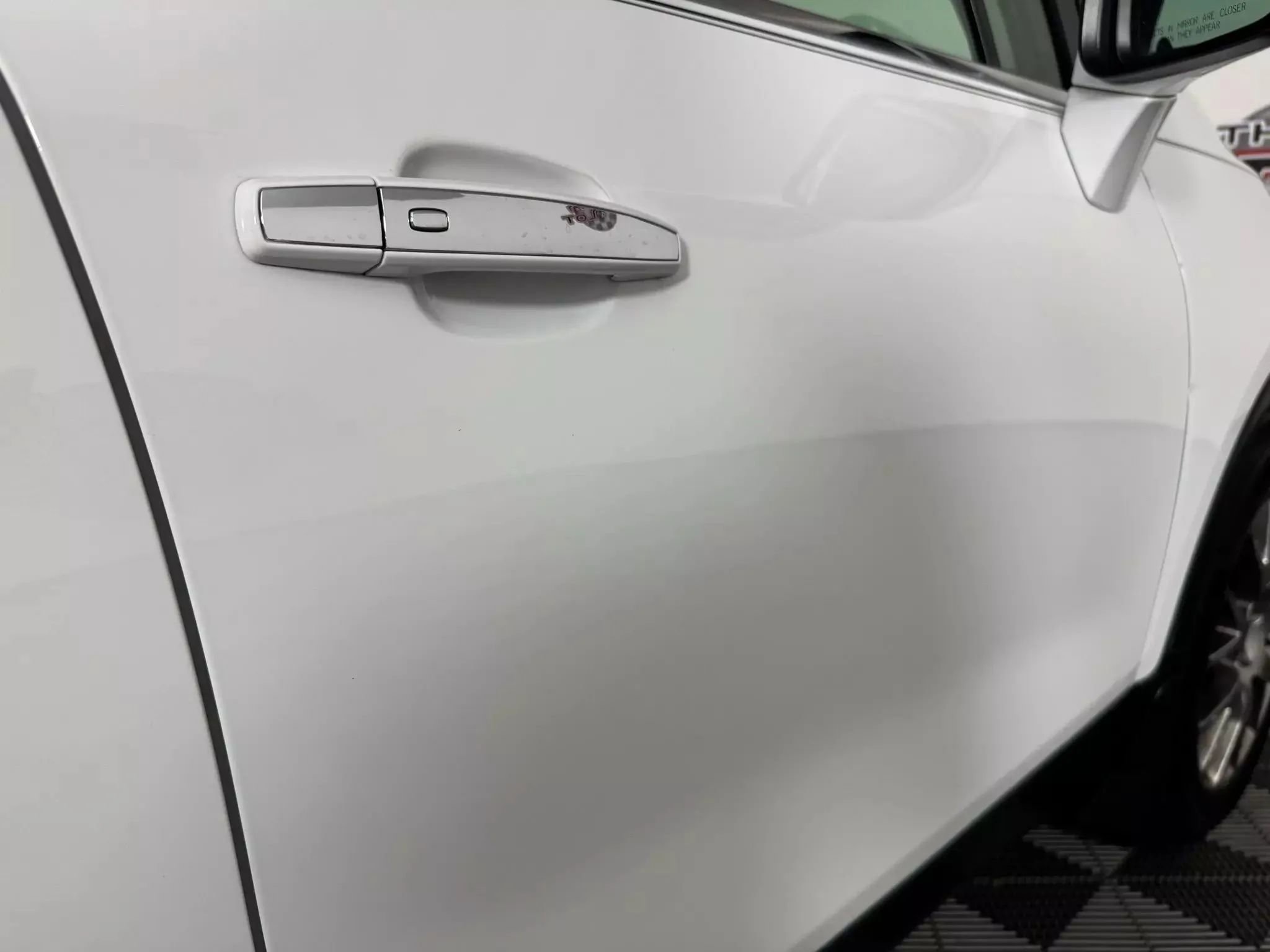 Used 2017 Buick Encore Premium w/ Experience Buick Package image 31