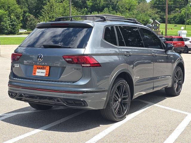 Used 2022 Volkswagen Tiguan SE R-Line AWD/4WD image 5