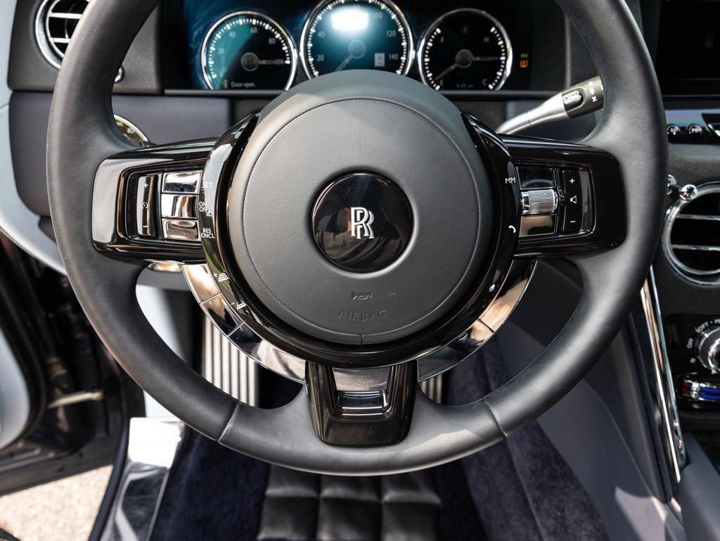 Certified 2022 Rolls-Royce Cullinan w/ Cullinan Package AWD/4WD image 38