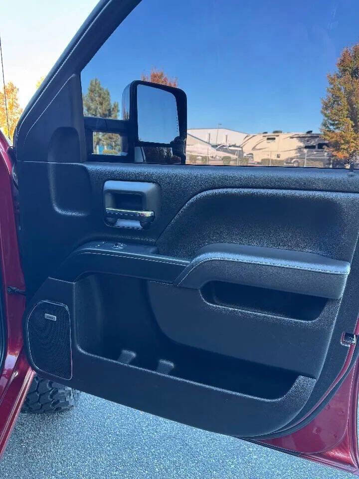 Used 2018 GMC Sierra 2500 Denali w/ Duramax Plus Package image 22