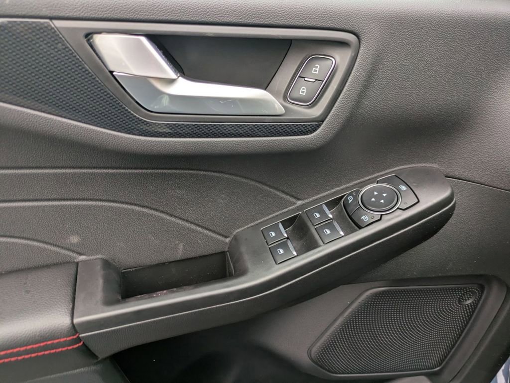 New 2026 Ford Escape ST-Line w/ Cold Weather Package image 22