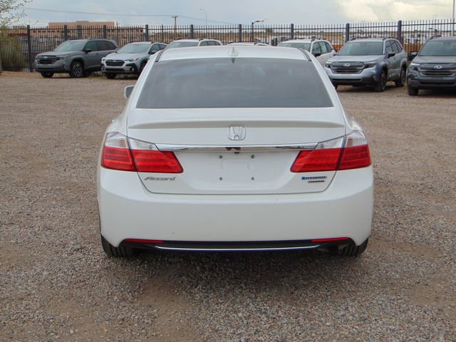 Used 2015 Honda Accord Touring image 5